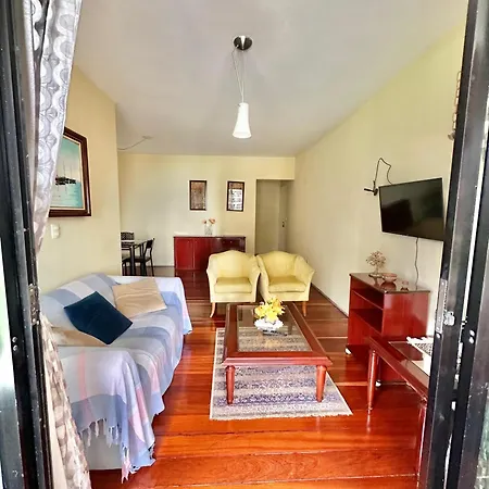 Apartamento Refugio Familiar Em Meireles - Natureza & Conforto *